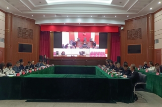潔晶集團(tuán)總裁林成彬應(yīng)邀參加日照市中級人民法院特邀監(jiān)督員座談會(huì)